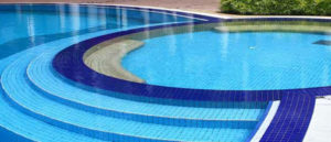 Commercial pools design adapts to the surroundings and adds value to the business.